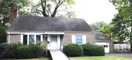 photo of auction house